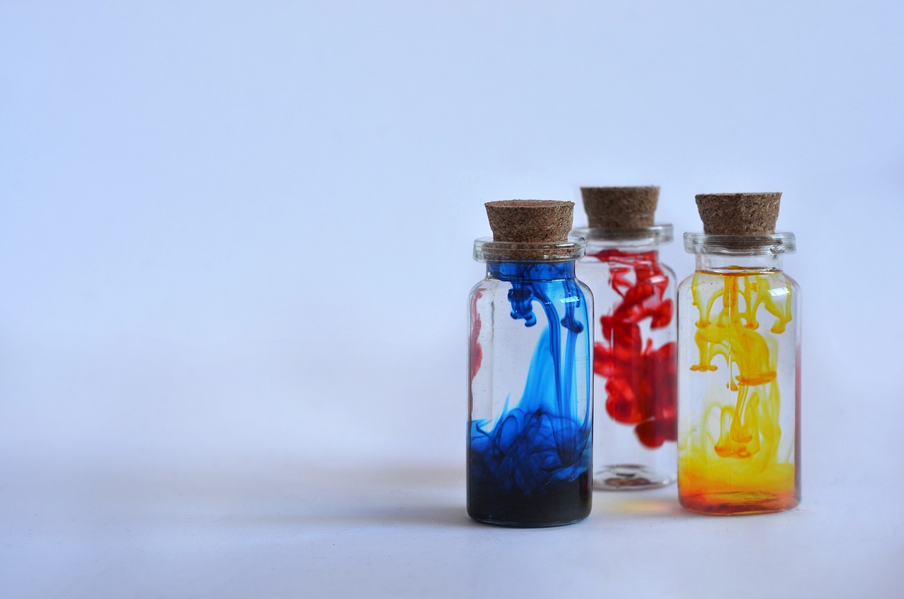 ¿Dónde se pone la L con los cristales tintados?